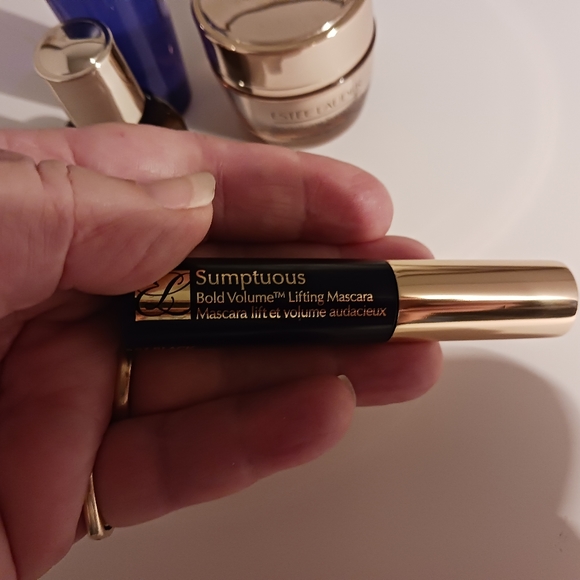 Estee Lauder Revitalizing Supreme Global Anti-Aging Cell Power Cream + More NWOB - Picture 7 of 8